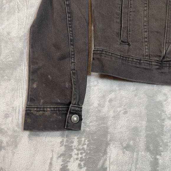 Free People Women's Jacket Size Medium Black Washed Denim Trucker - Picture 2 of 7